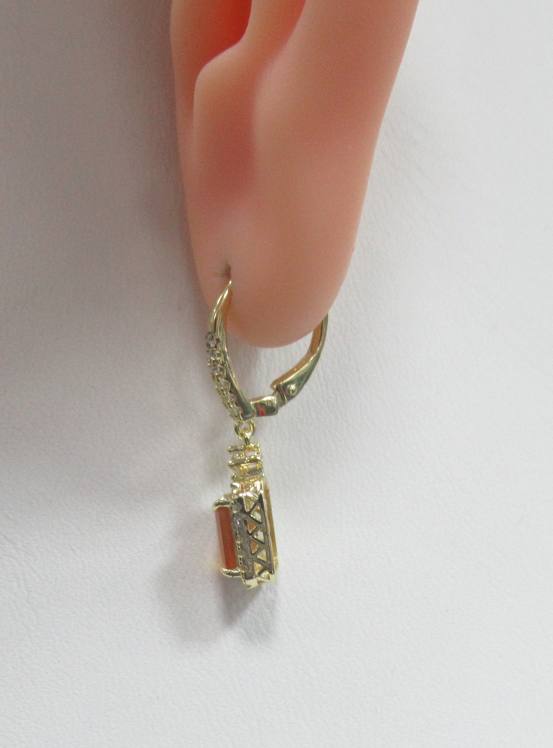 Серебряные серьги с вульфенитами